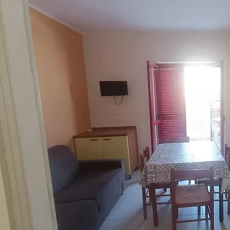 Nyaraló Effegi *